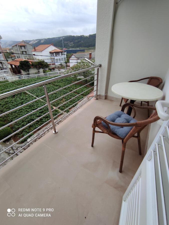 Apartmani Lidija Lopar Bagian luar foto