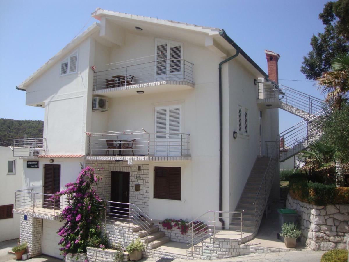 Apartmani Lidija Lopar Bagian luar foto
